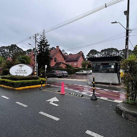 Hermosa Casa , Con Parqueadero En Rionegro Cerca Al Aeropuerto Exterior photo