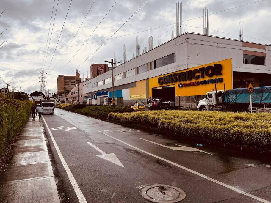Hermosa Casa , Con Parqueadero En Rionegro Cerca Al Aeropuerto Exterior photo