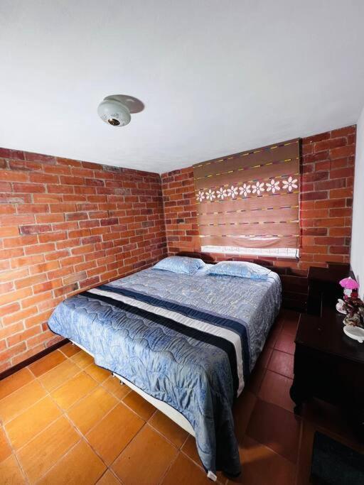 Hermosa Casa , Con Parqueadero En Rionegro Cerca Al Aeropuerto Exterior photo